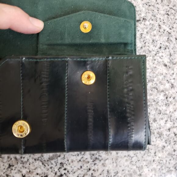 VTG Eel Skin Womens‎ Wallet Black Or Very Deep Green. Green Stitching & Interior - Picture 10 of 16